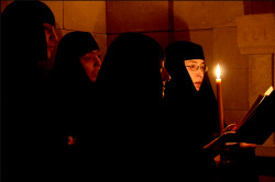 ioakeim 
Divine Liturgy in Catacombs 
2014-04-02 23:19:28