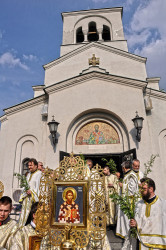 AleksaSrbin 
Цвети-литија 
2014-04-15 22:02:19