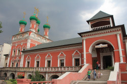 jarek 
St. Sergiusz of Radonez Orthodox church of Vysokopetrovsky monastery 
2014-07-27 18:44:43