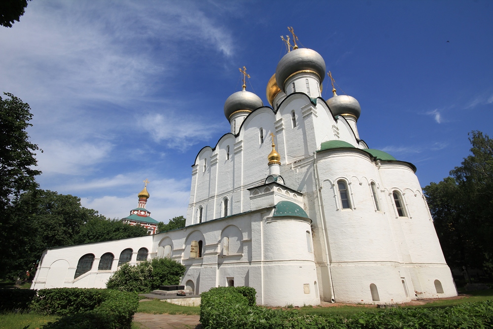 The main church in Novodevichy monastery