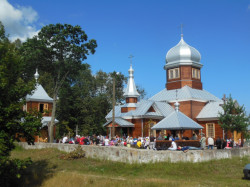 jarek1 
Orthodox church in Zubacze. Pilgrims has come... 
2014-09-22 22:12:26