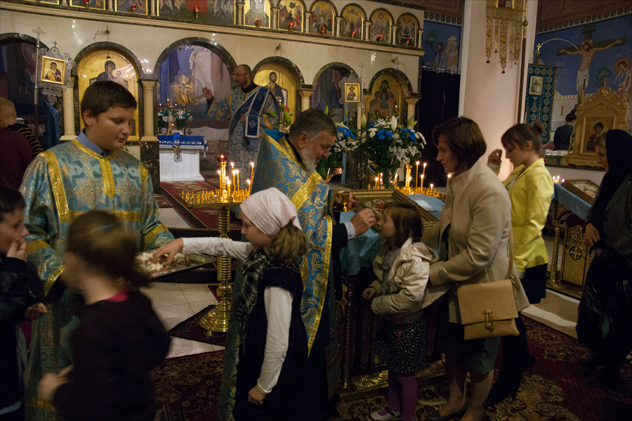 Всенощное бдение в праздник Покрова Божией Матери