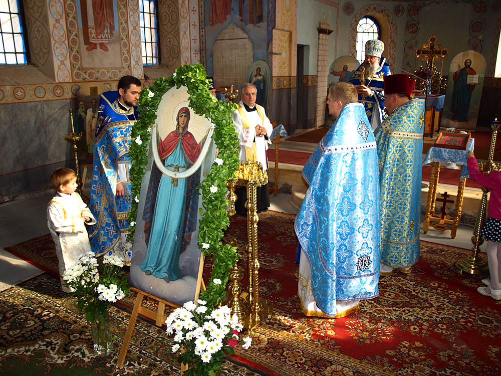 Święto parafialne w cerkwi pw.Opieki Matki Bożej w Sławatyczach.