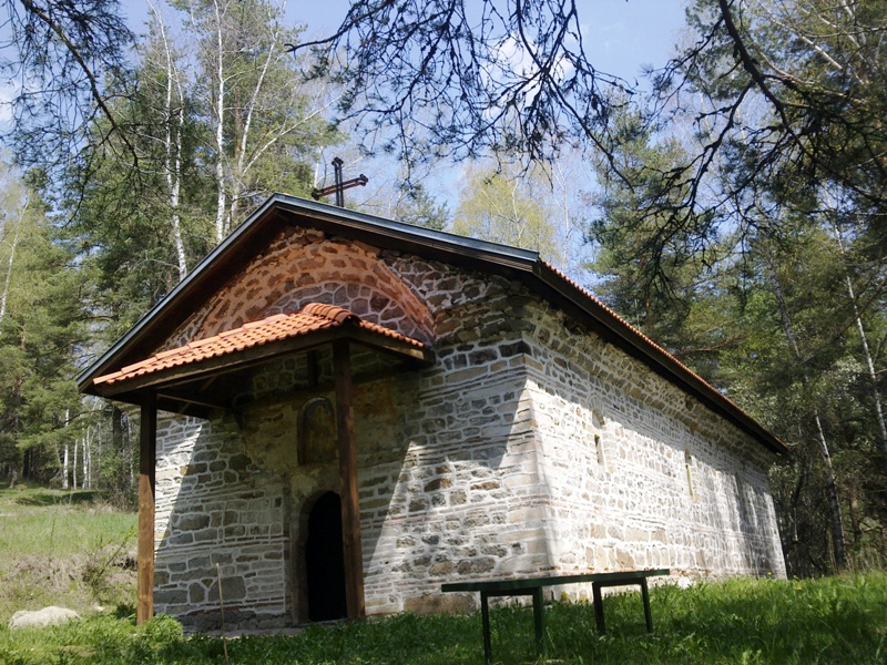 Църква ”Свети Николай Чудотворец” (1853) – село Рельово, България.