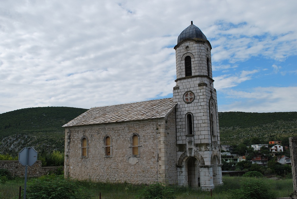 Црква Светог Василија Острошког у Благају