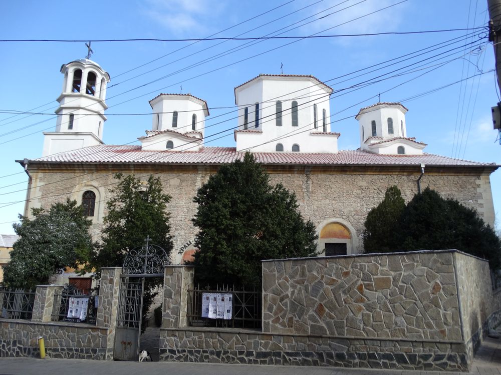 храм "Св. Троица", град Асеновград