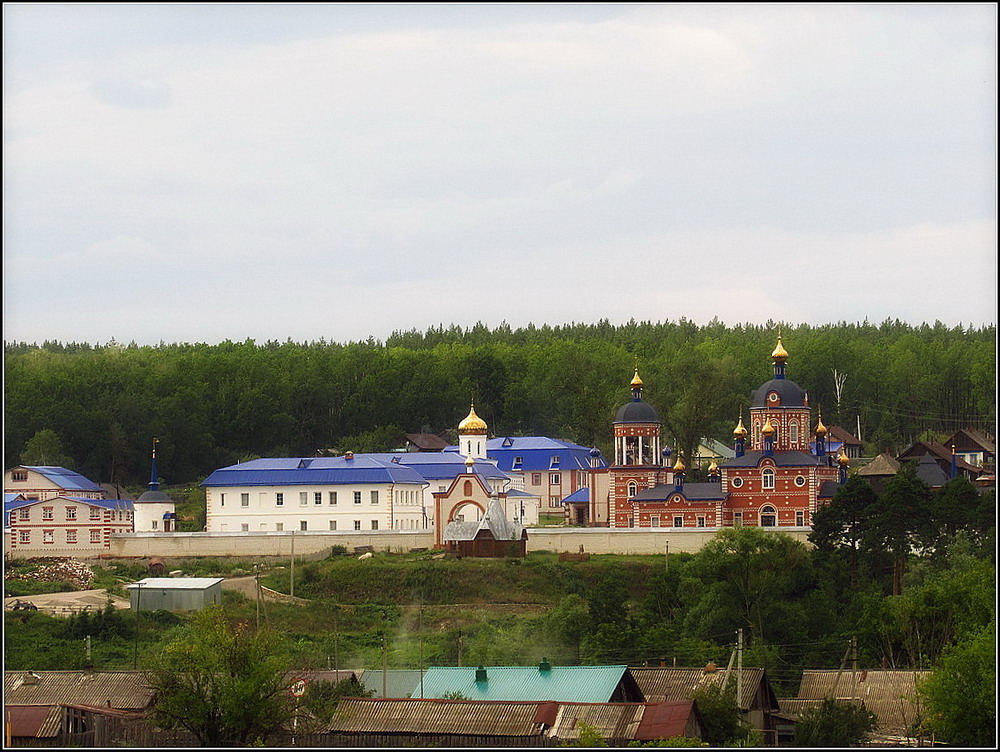 Bogoroditsky Monastery of Zhadovka 