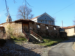 Nikolay_BG 
Църквата в село Средногорово, общ. Казанлък 
51 
2015-12-16 19:08:41