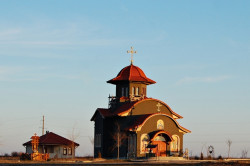 Florina 
Biserica Manastirii Poarta Alba, Judetul Constanta 
2016-01-01 21:17:52