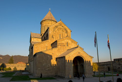 alik 
Svetitskhoveli Cathedral 
2016-01-21 01:50:04