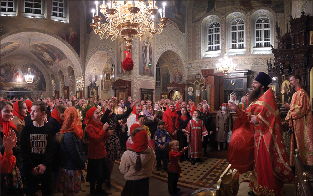 Христос Воскресе! Christ is Risen! Χριστος Aνεστη! Chrystus Zmartwychwstał!