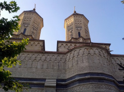 Mitrut Popoiu 
Church of the Three Hierarchs Monastery - Iași 
2016-05-15 20:27:25