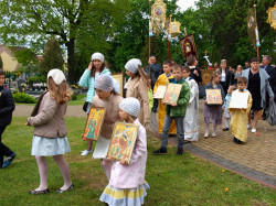 szolucha.w 
Procesja 
2016-05-17 20:47:26