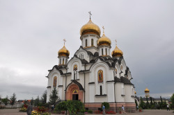 AleksaSrbin 
Манастир св.Петке - Бијељина -Република Српска 2 
2016-06-21 21:21:11