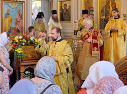 genlorus 
Монастырь. Повседневная жизнь. Престольный Праздник. 
2016-06-30 16:31:14