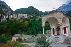 felix 
The chapel dedicated to Mara Brankovic on Athos - Капела посвећена Мари Бранковић на С.Гори 
2016-10-02 22:45:39