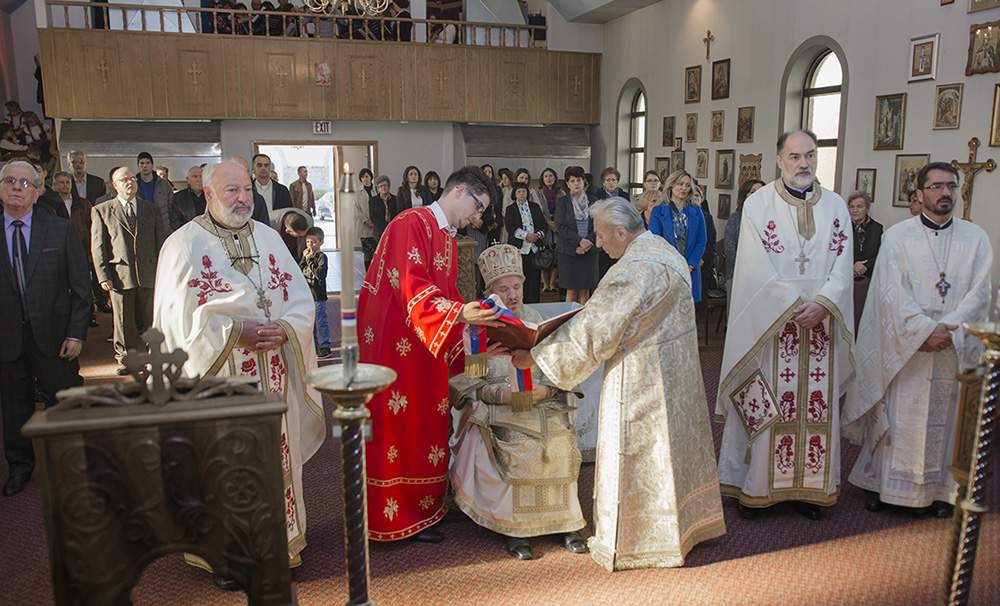 His Grace the Bishop of Canada Dr.Mitrofan (Kodic) visits the Serbian Parish ofSt.George in Waterloo