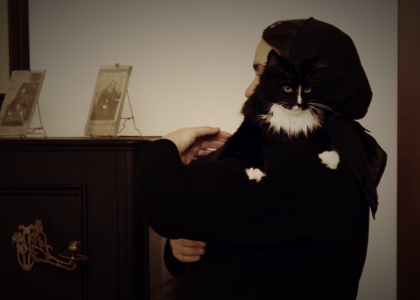 Mother hegumeness, piano, cat