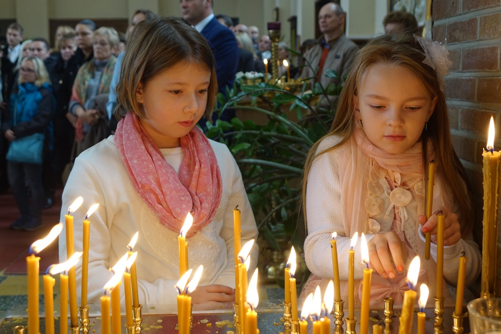 Children and candles