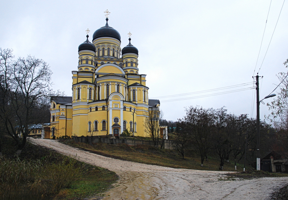 Hancu Monastery