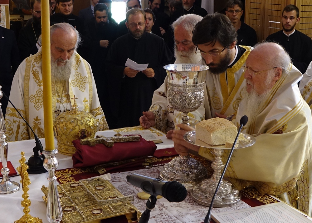 Divine Liturgy in Sts. Peter and Paul Cathedral in Chania