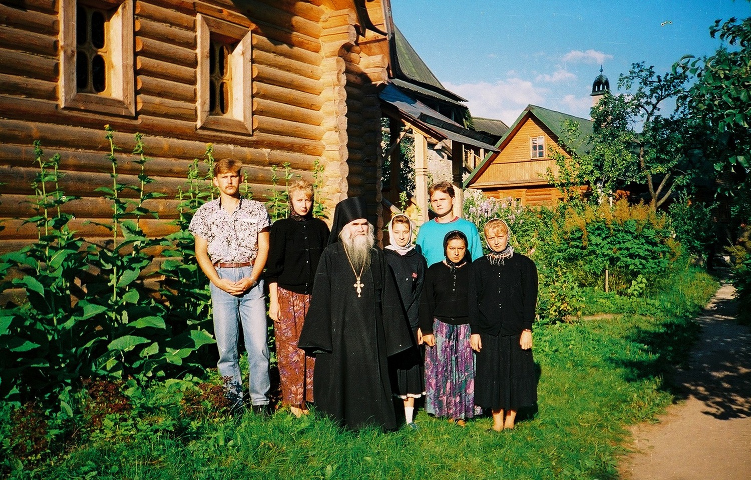 Polish pilgrims in Pskovo-Pechersky Monastery, 1991