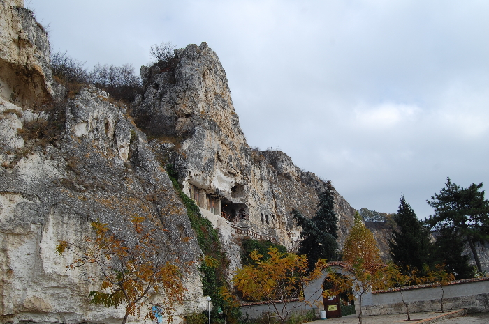 Pestera Sfantului Dimitrie Basarabov, acum cativa ani