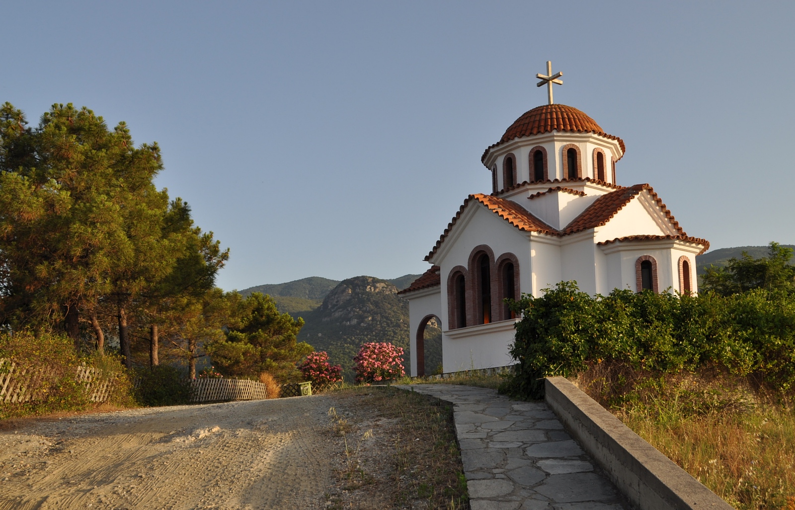 Άγιος Σπυρίδωνας Ασπροβάλτα (2)