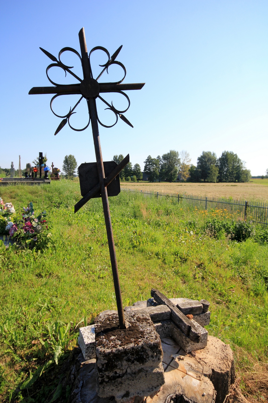 At a cementary in Hryniewicze Duże