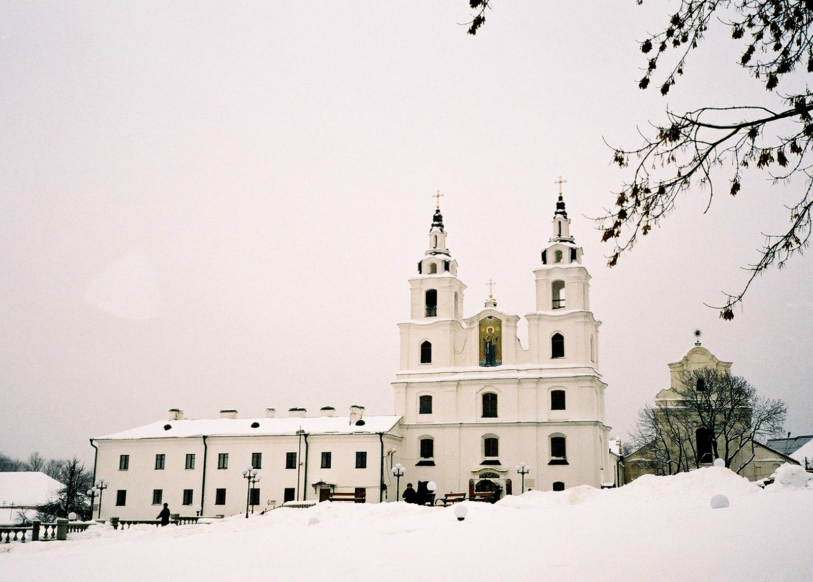 Belarussian Orthodox churches in winter..., 2004