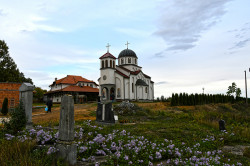 AleksaSrbin 
Манастир Плужац 
2017-10-12 16:18:15