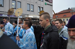 bogdan 
XXV rocznica przeniesienia Relikwii św. Gabriela z Grodna do Białegostoku(12) 
2017-10-13 16:07:26