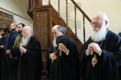 jarek1 
Divine Liturgy in Gonia Monastery 
2017-10-28 19:01:19
