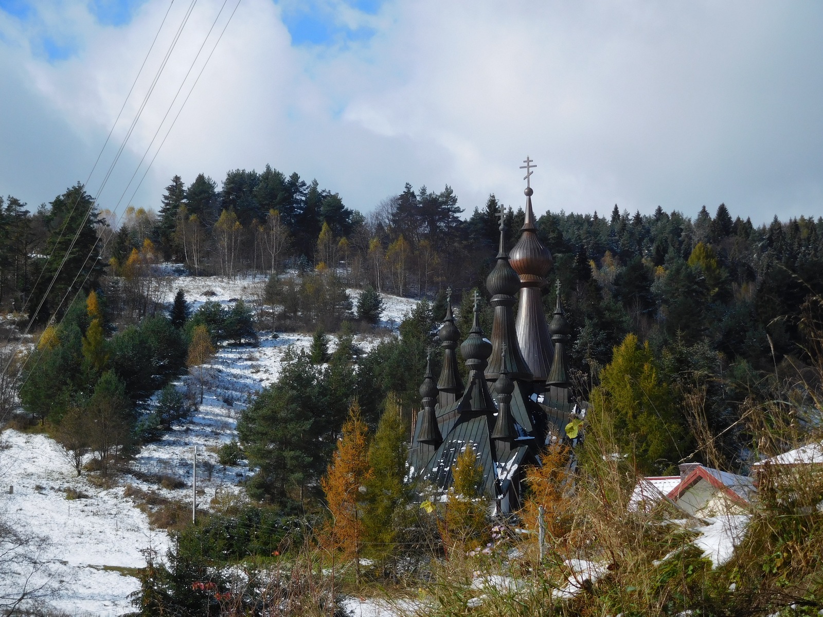 The winter is coming to Polish mountains. The Orthodox church in Krynica-Zdrój 