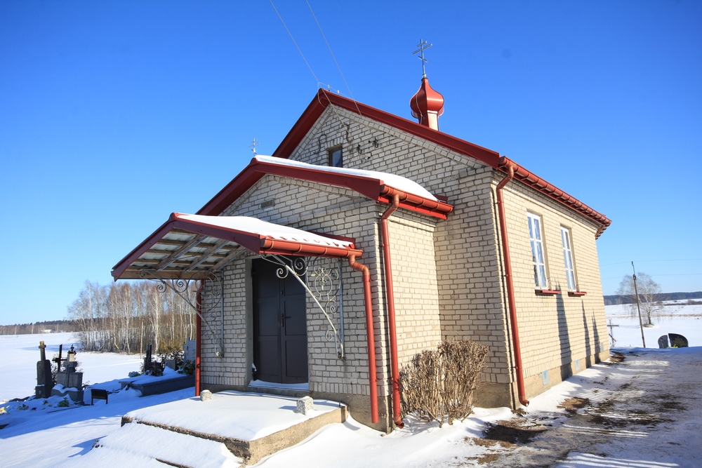 The cementary Orthodox chapel in Nowowola