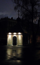 jarek 
The Orthodox chapel at Pogidinskaja Str. in Moscow 
2017-11-13 00:14:13