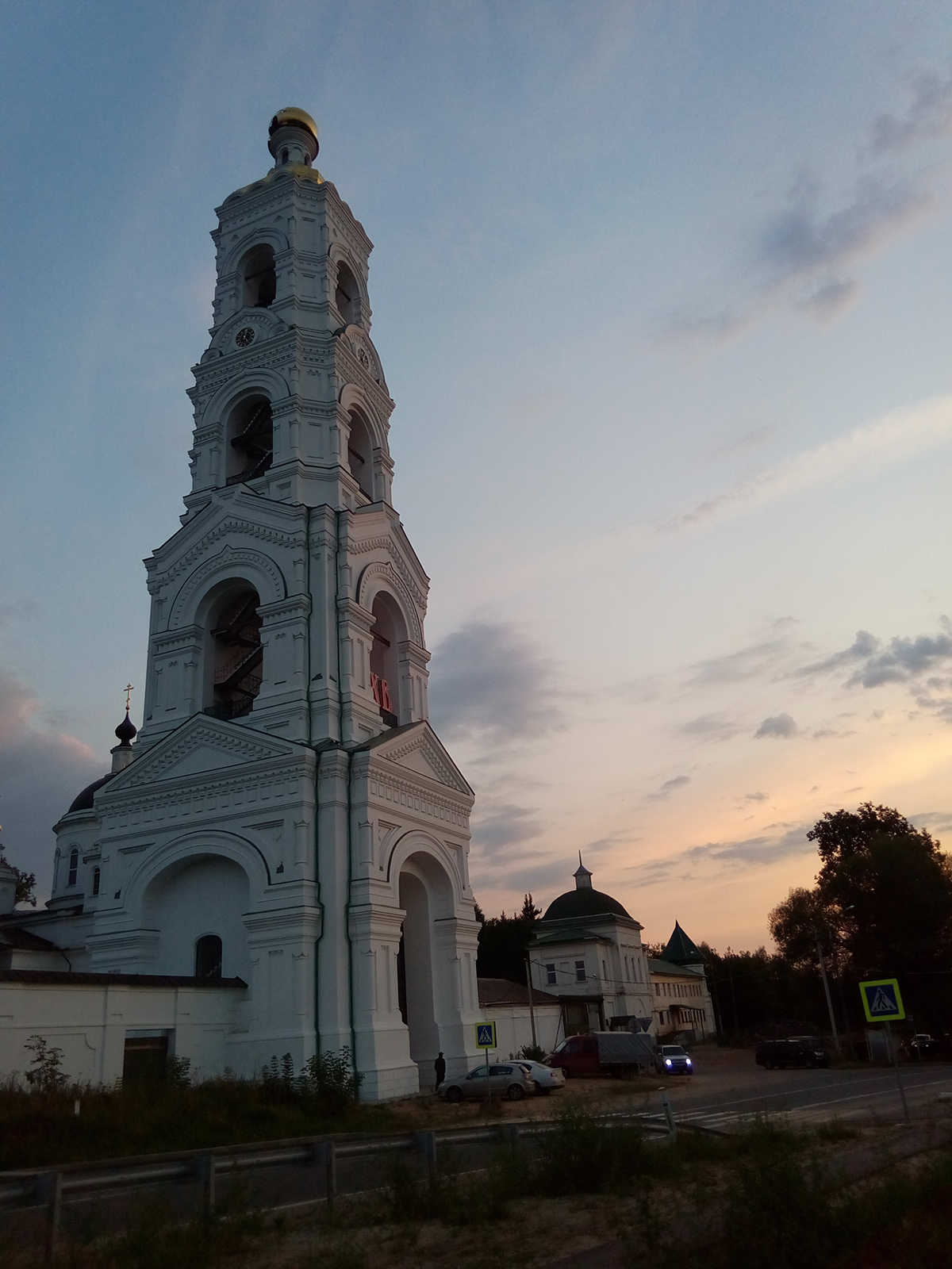 Николо-Берлюковская пустынь. Колокольня.