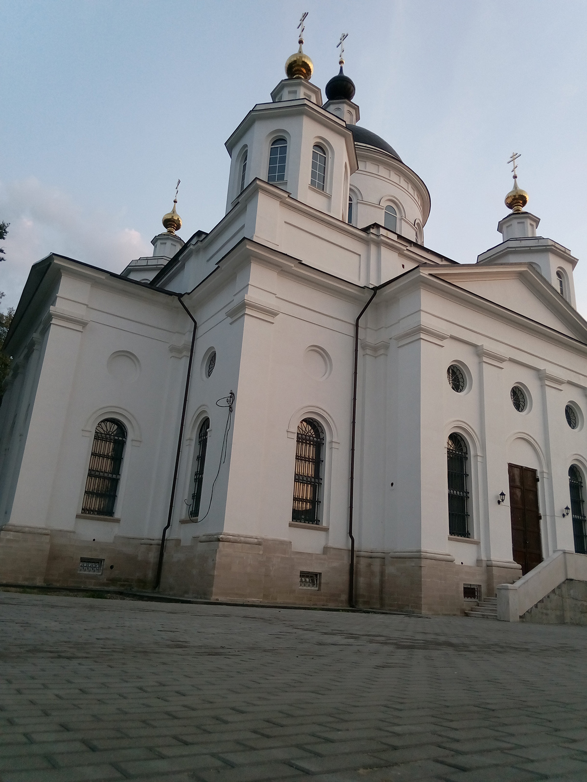 Николо-берлюковская пустынь. Храм Христа Спасителя.