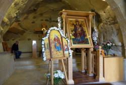 jarek 
Chrisospiliotissa Icon of the Mother of God Orthodox Convent 
0 
2018-04-01 21:50:42