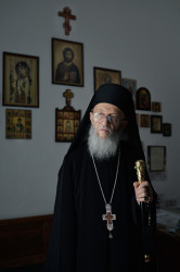 mixajlo 
Archimandrite Dionisije 
2018-06-15 20:02:22