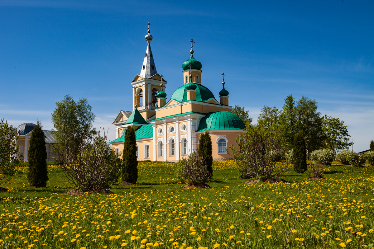 Введено-Оятский монастырь