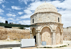 AM 
chapel on the place of the Ascension - Mount of Olives, Jerusalem 
2018-07-13 14:47:46