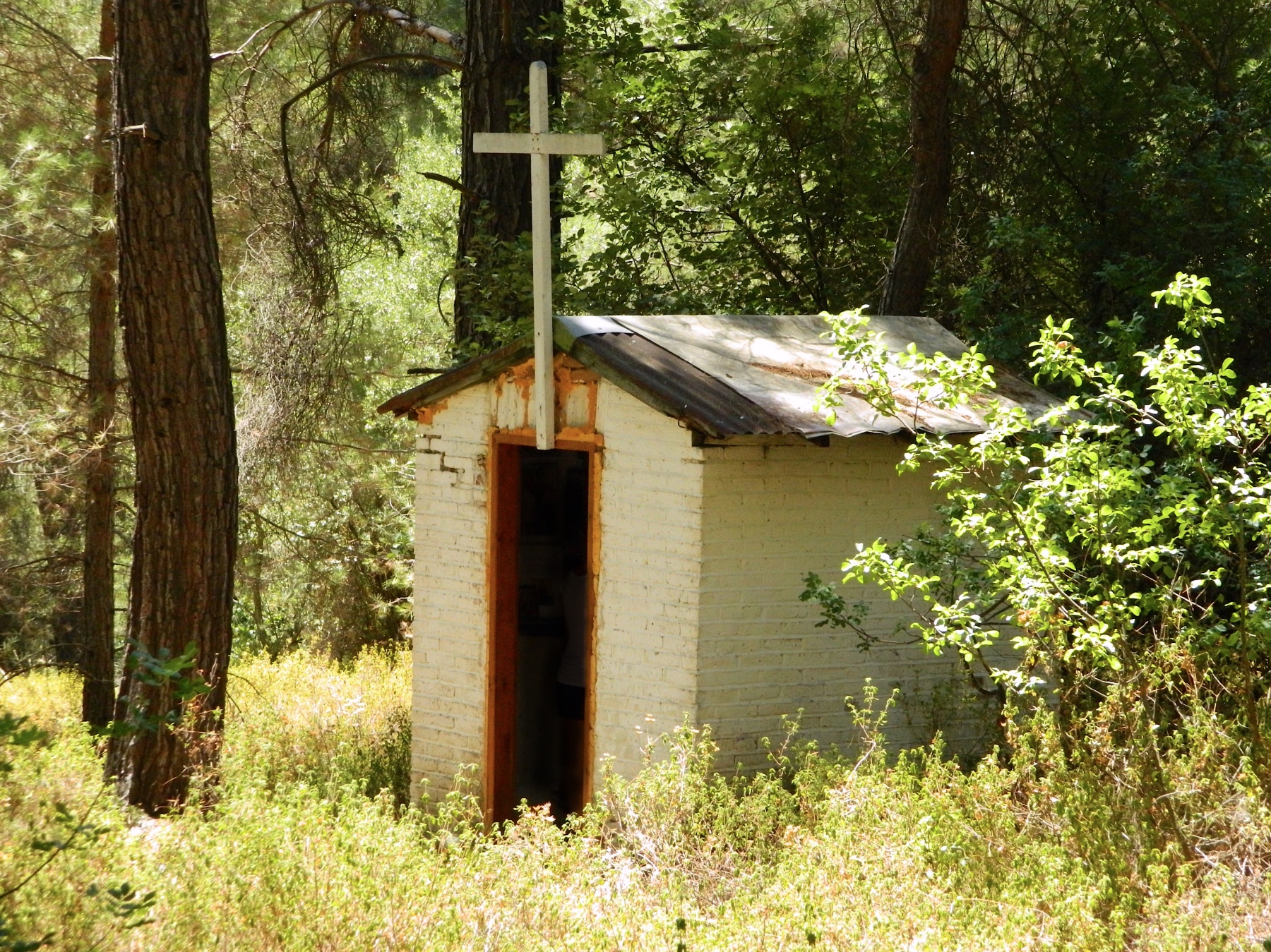 A humble chapel dedicated to St. Marina. Even in the most deserted places orthodoxy is represented.