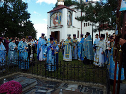 szolucha.w 
Panachida nad grobami zmarłych duchownych. 
2018-09-23 19:50:36