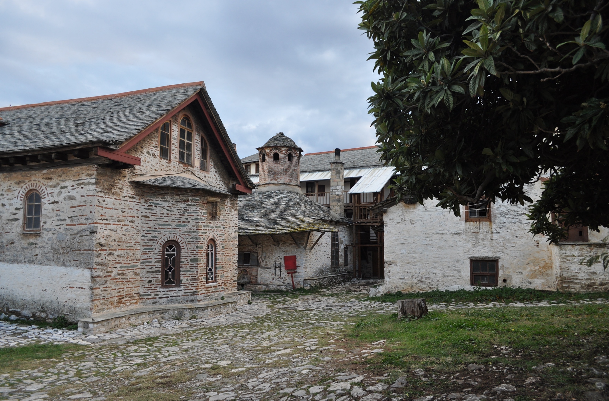 Ιερά Μονή ΜΕΓΙΣΤΗΣ ΛΑΥΡΑΣ - Holy Monastery of MEGISTI LAVRA - Великая Лавра