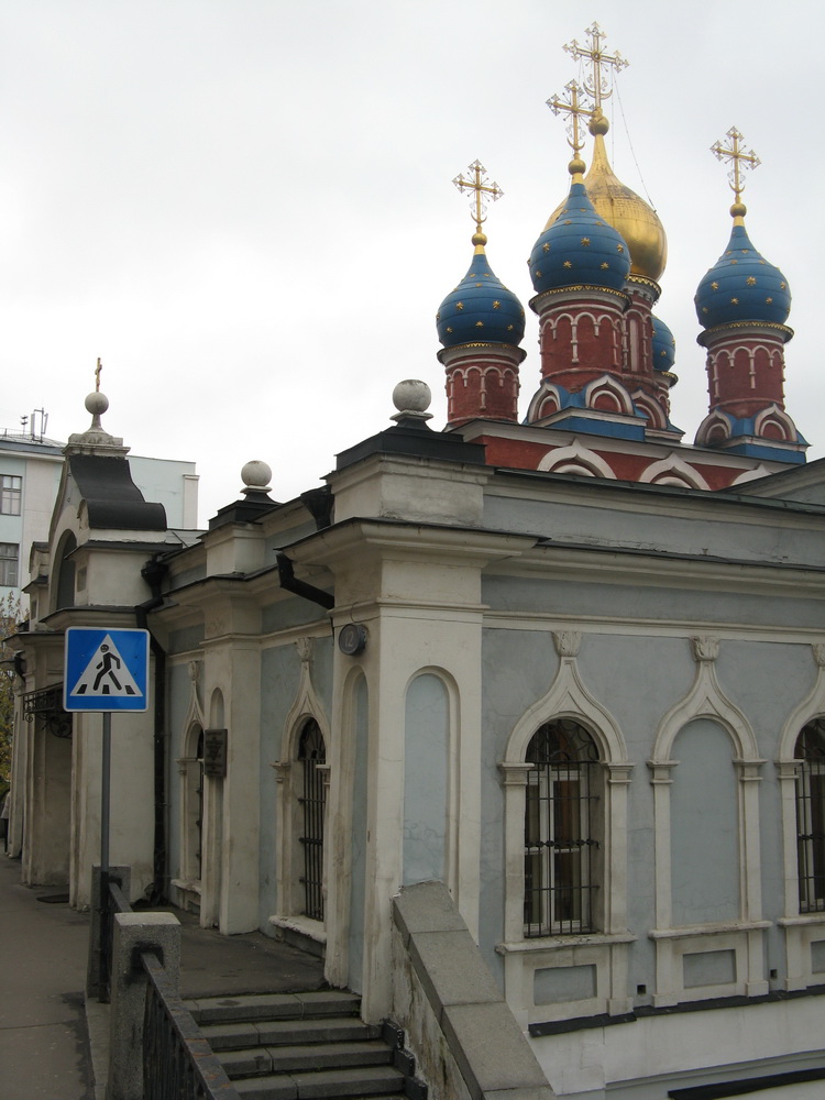 Церковь св. вмч. Георгия. Улица Варварка. Москва.