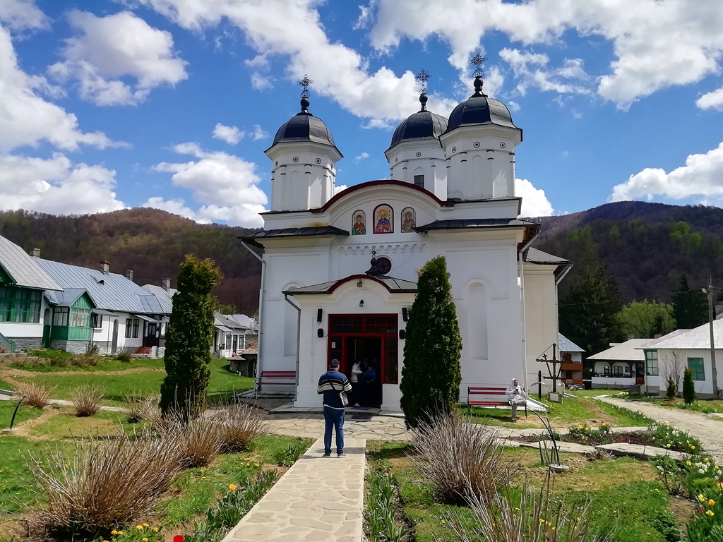 Suzana Monastery, Prahova County