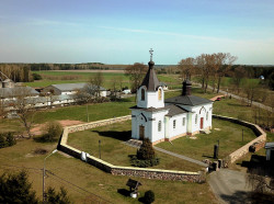 jarek1 
The Orthodox church in Topilec 
2019-04-20 16:30:52