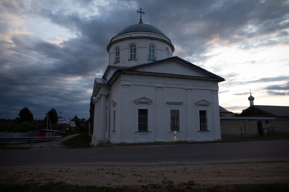 Николаев Клобуков монастырь