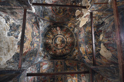 alik 
Archangels Orthodox church in Voskopoje 
0 
2019-08-15 12:51:35